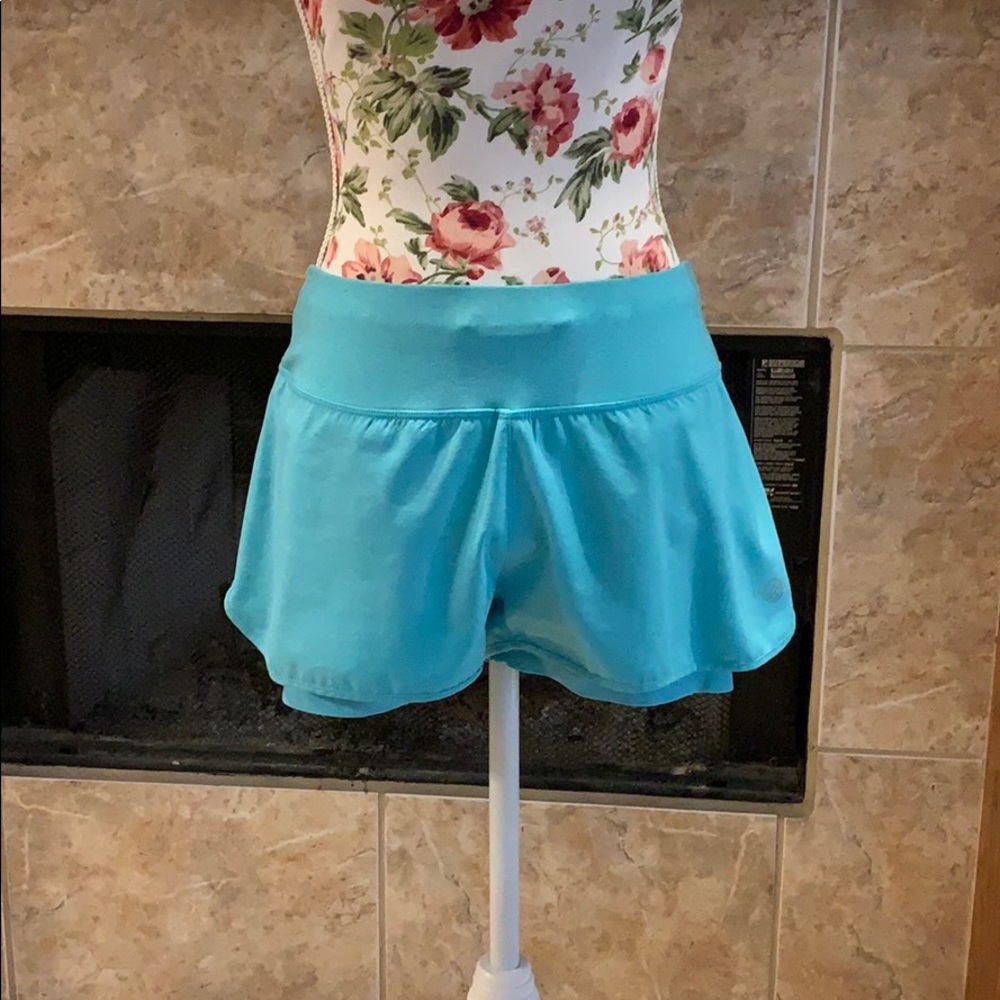 EUC MPG shorts